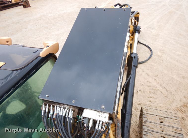 image for item DI1111 2007 Caterpillar 330DL  excavator with Bay Shore Systems LoDril drilling rig