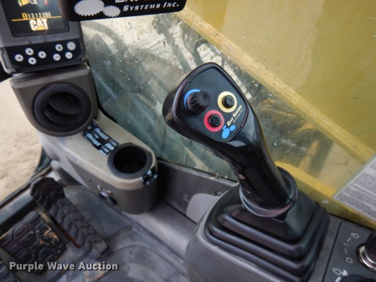 image for item DI1111 2007 Caterpillar 330DL  excavator with Bay Shore Systems LoDril drilling rig