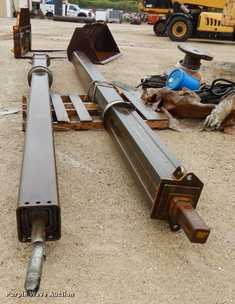 image for item DI1111 2007 Caterpillar 330DL  excavator with Bay Shore Systems LoDril drilling rig