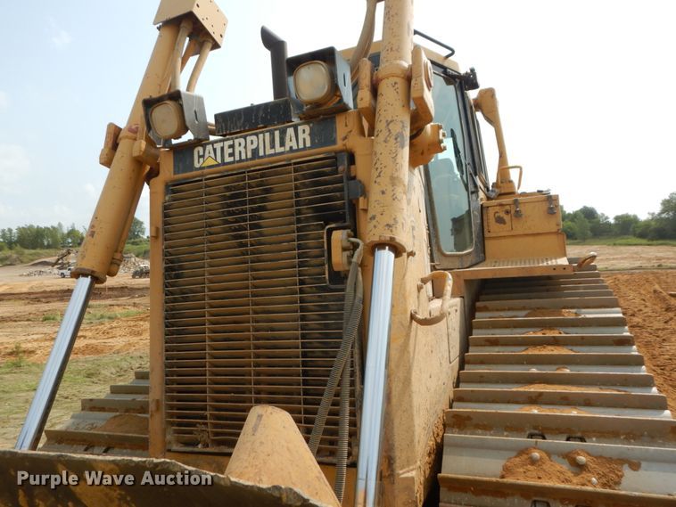 image for item DI1112 2002 Caterpillar D6R XW  dozer