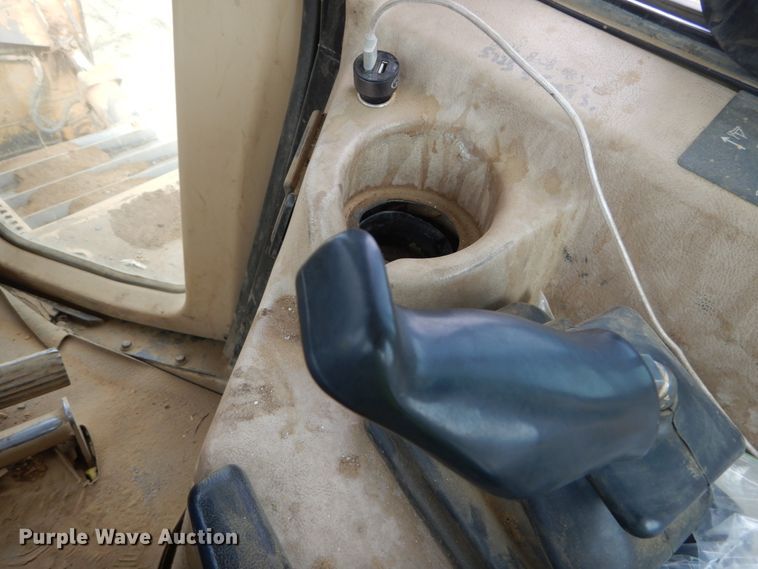 image for item DI1112 2002 Caterpillar D6R XW  dozer