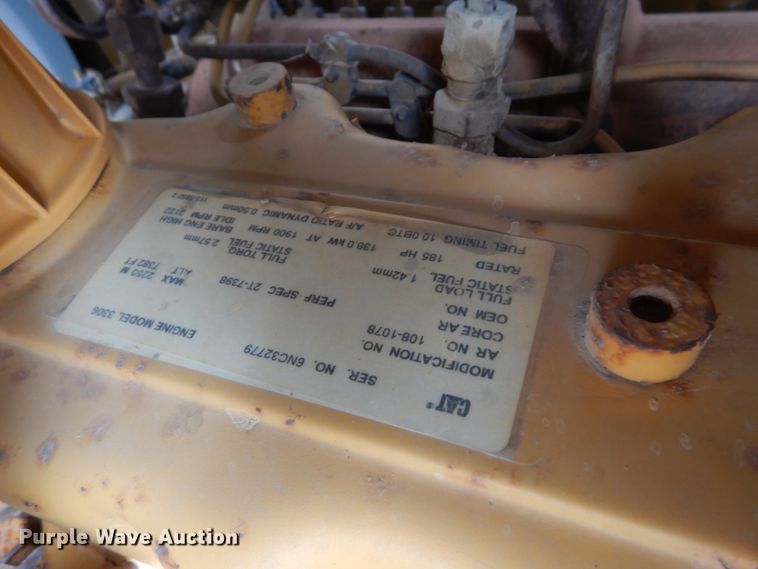 image for item DI1112 2002 Caterpillar D6R XW  dozer