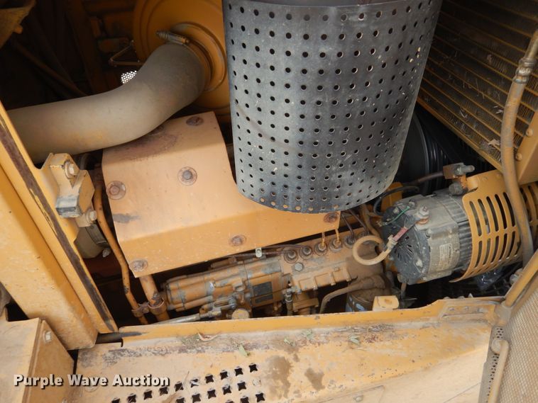 image for item DI1112 2002 Caterpillar D6R XW  dozer