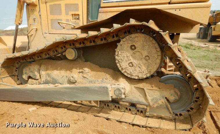 image for item DI1112 2002 Caterpillar D6R XW  dozer