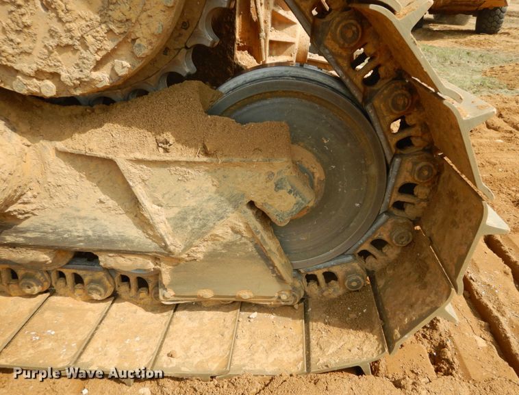image for item DI1112 2002 Caterpillar D6R XW  dozer