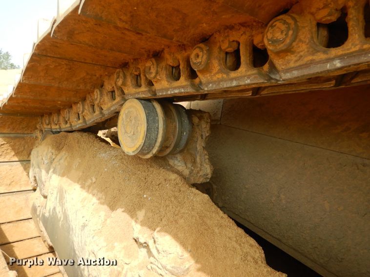 image for item DI1112 2002 Caterpillar D6R XW  dozer