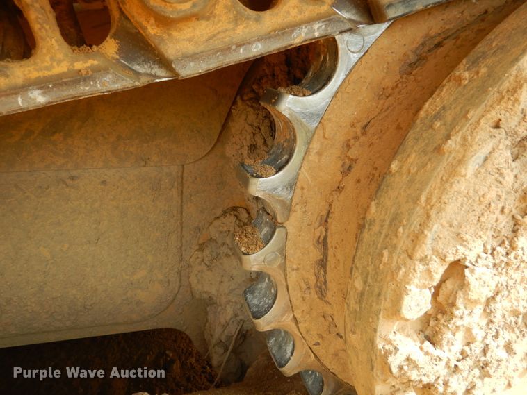 image for item DI1112 2002 Caterpillar D6R XW  dozer