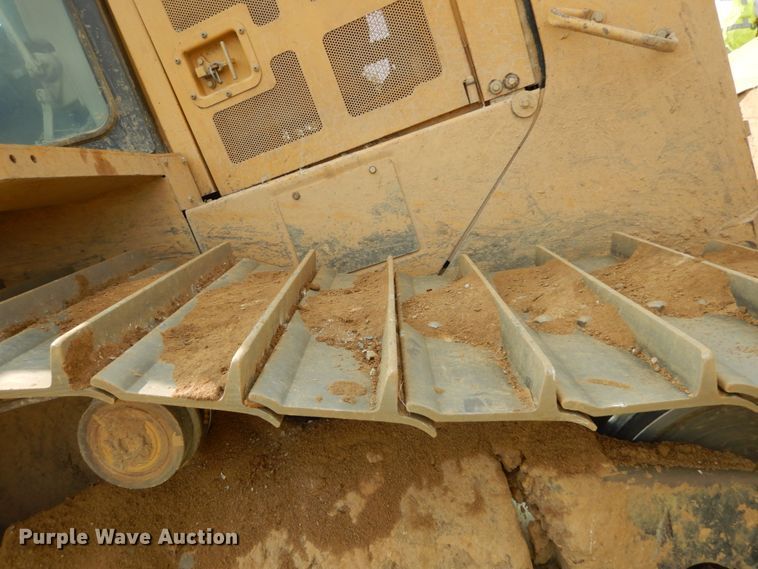 image for item DI1112 2002 Caterpillar D6R XW  dozer