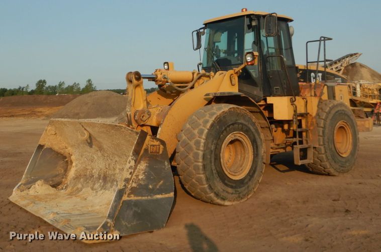 image for item DI1113 2004 Caterpillar 966G Series II  wheel loader