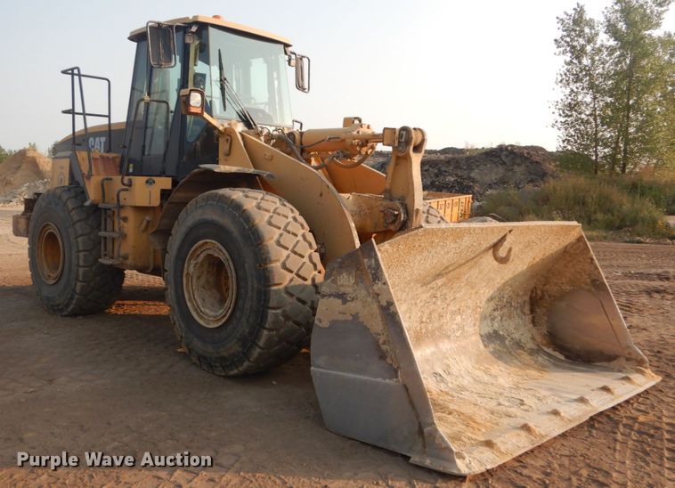 image for item DI1113 2004 Caterpillar 966G Series II  wheel loader