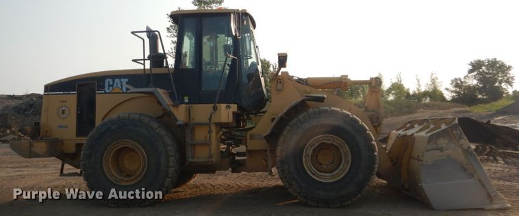image for item DI1113 2004 Caterpillar 966G Series II  wheel loader