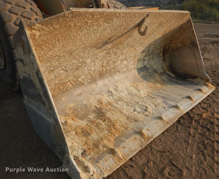 image for item DI1113 2004 Caterpillar 966G Series II  wheel loader