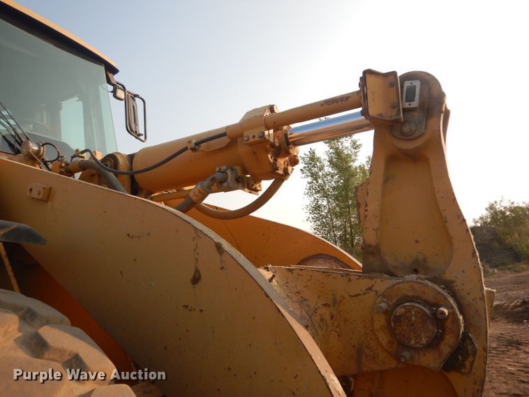 image for item DI1113 2004 Caterpillar 966G Series II  wheel loader