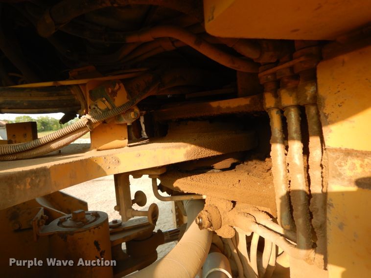 image for item DI1113 2004 Caterpillar 966G Series II  wheel loader