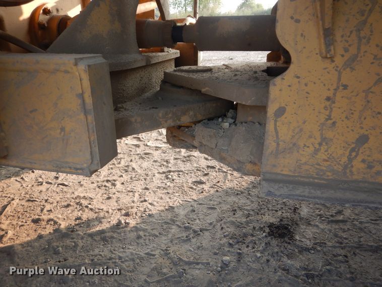 image for item DI1113 2004 Caterpillar 966G Series II  wheel loader