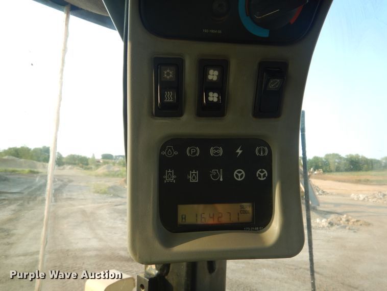 image for item DI1113 2004 Caterpillar 966G Series II  wheel loader