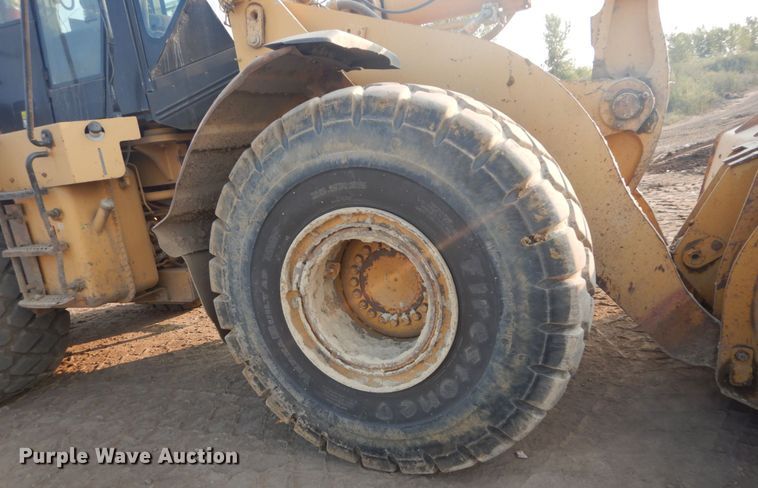 image for item DI1113 2004 Caterpillar 966G Series II  wheel loader