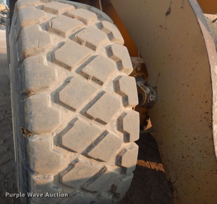 image for item DI1113 2004 Caterpillar 966G Series II  wheel loader