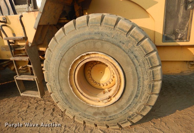 image for item DI1113 2004 Caterpillar 966G Series II  wheel loader