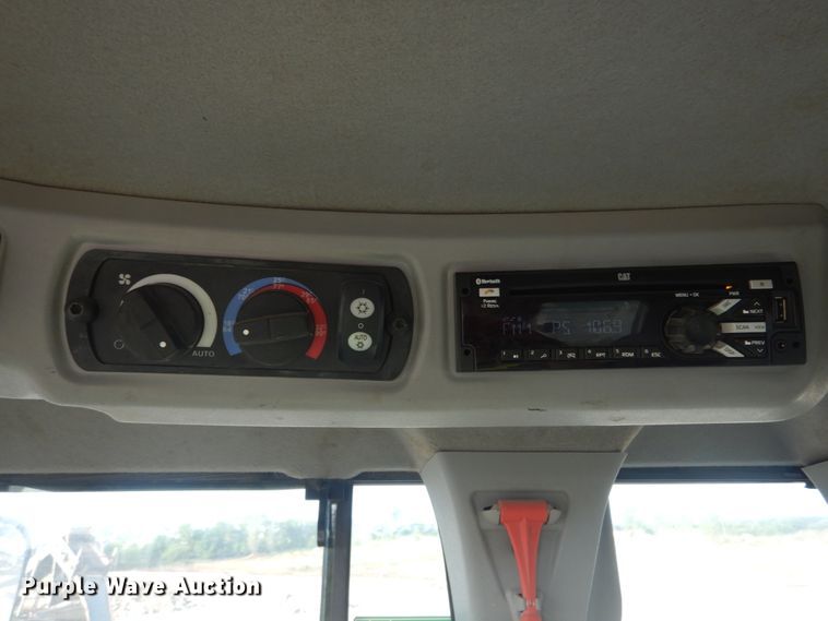 image for item DI1115 2014 Caterpillar 938K  wheel loader