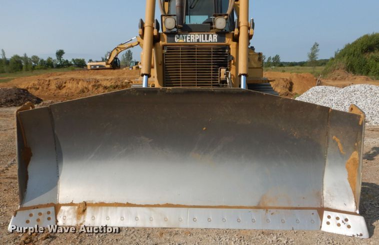 image for item DI1116 2003 Caterpillar D6R XW Series II  dozer