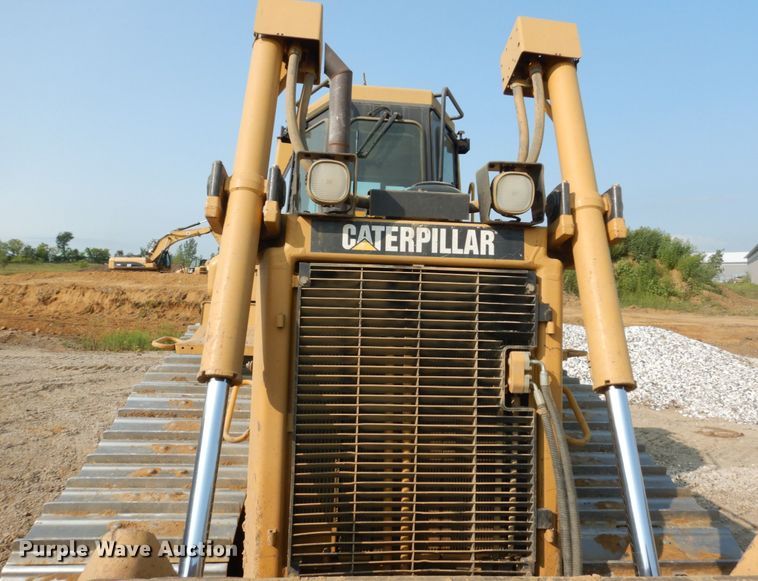 image for item DI1116 2003 Caterpillar D6R XW Series II  dozer
