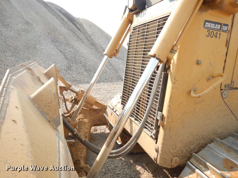 image for item DI1116 2003 Caterpillar D6R XW Series II  dozer