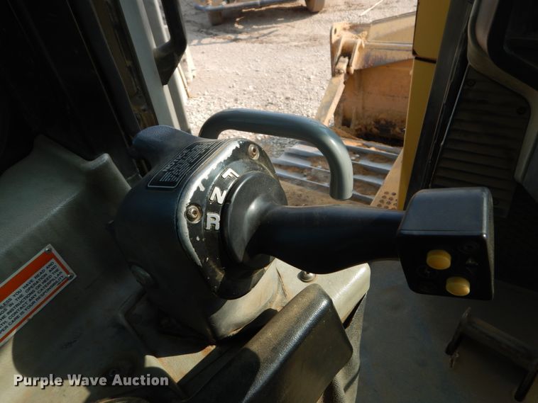image for item DI1116 2003 Caterpillar D6R XW Series II  dozer