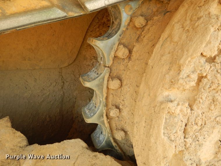 image for item DI1116 2003 Caterpillar D6R XW Series II  dozer