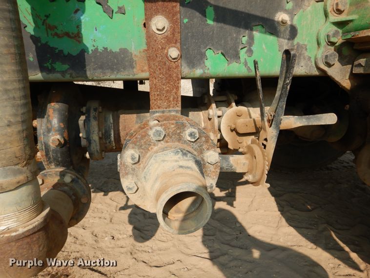 image for item DI1117 1994 Ford LN8000  water truck