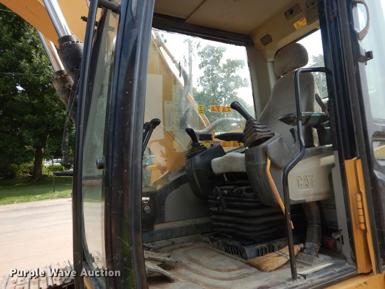 image for item DI1125 2008 Caterpillar 320DL  excavator
