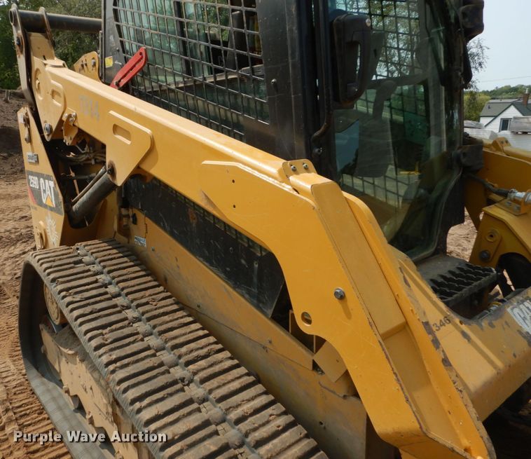 image for item DI1127 2019 Caterpillar 259D  tracked skid steer loader