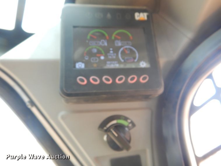 image for item DI1127 2019 Caterpillar 259D  tracked skid steer loader