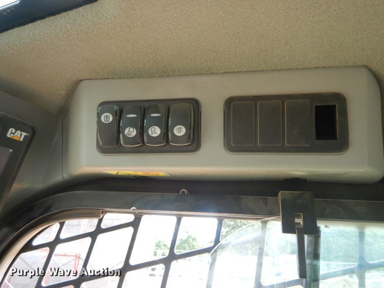 image for item DI1127 2019 Caterpillar 259D  tracked skid steer loader