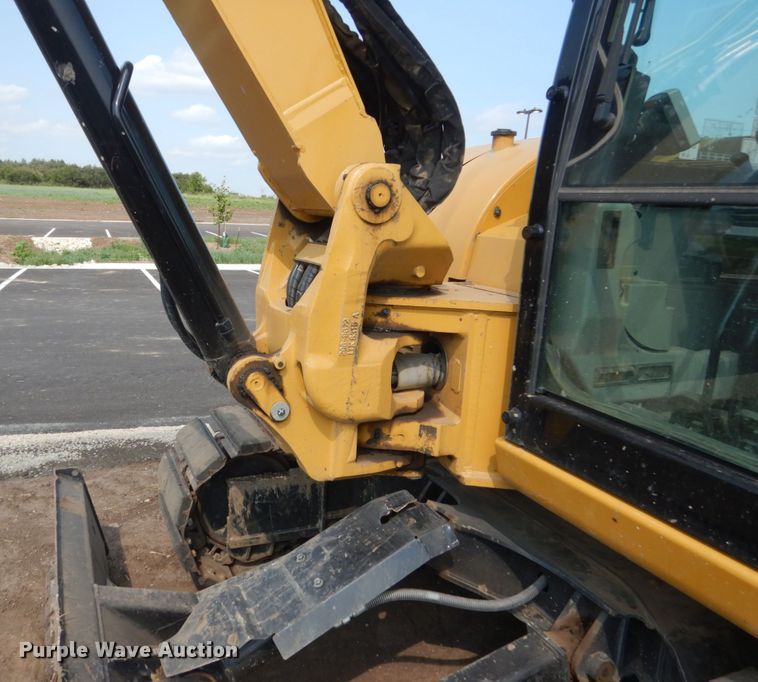 image for item DI1133 2018 Caterpillar 308E2 CRH2R  mini excavator