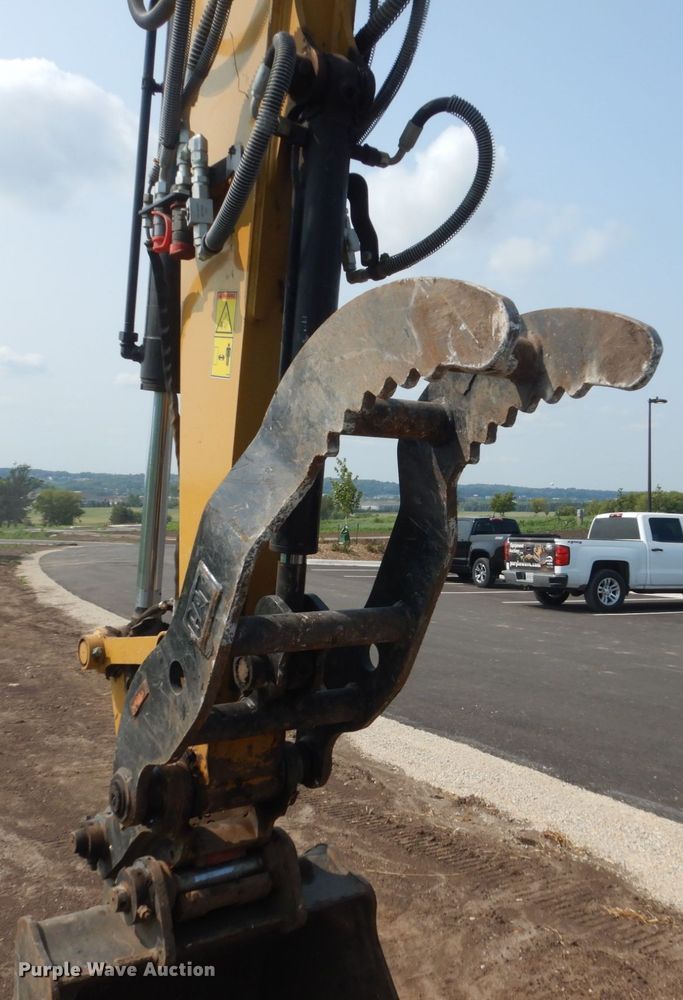 image for item DI1133 2018 Caterpillar 308E2 CRH2R  mini excavator