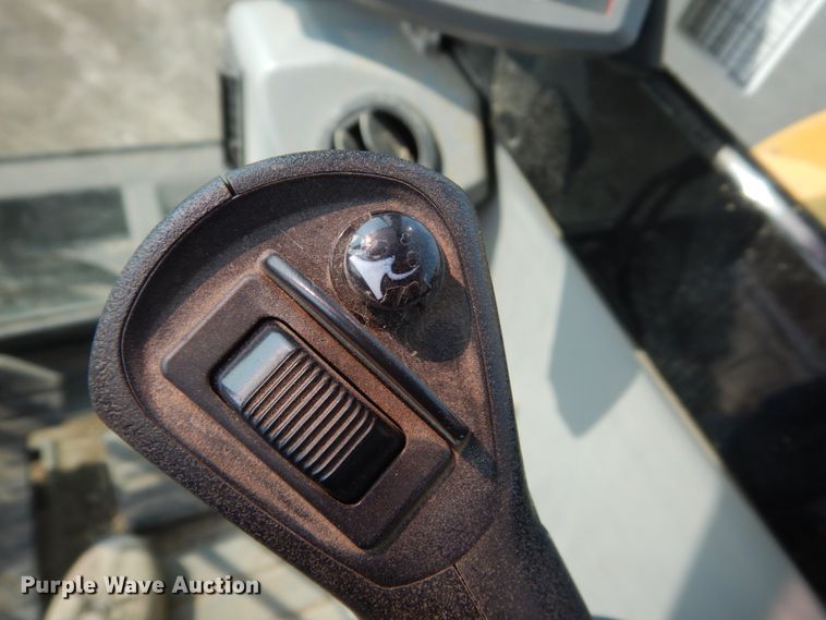 image for item DI1133 2018 Caterpillar 308E2 CRH2R  mini excavator