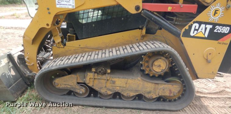 image for item DI1134 2015 Caterpillar 259D  tracked skid steer loader