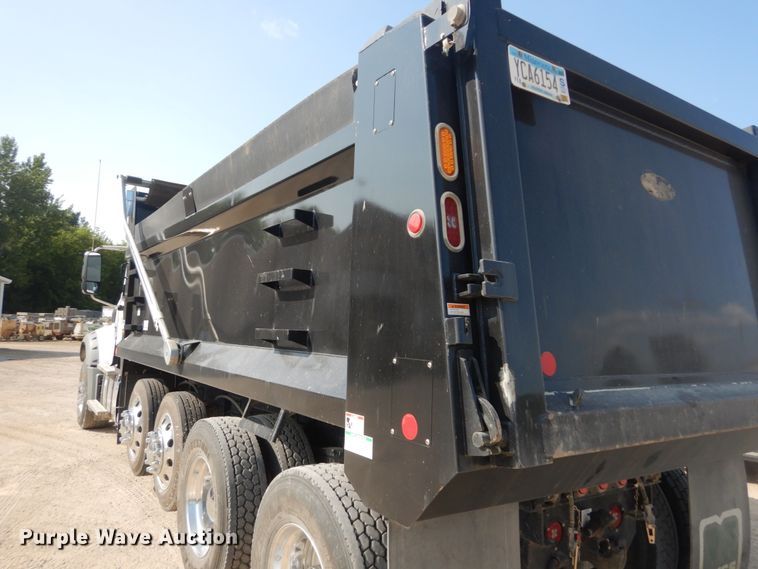 image for item DI1137 2021 Mack Granite  dump truck