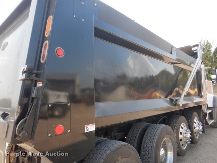 image for item DI1137 2021 Mack Granite  dump truck