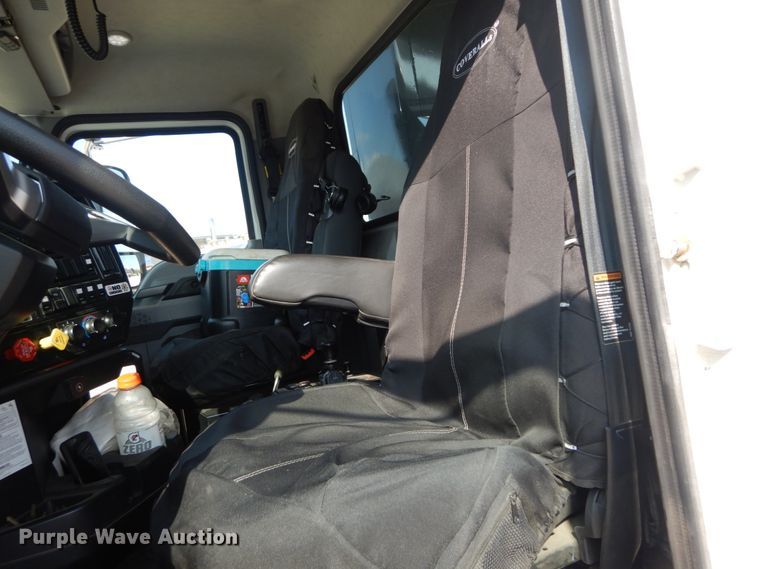 image for item DI1137 2021 Mack Granite  dump truck