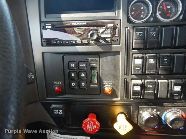 image for item DI1137 2021 Mack Granite  dump truck