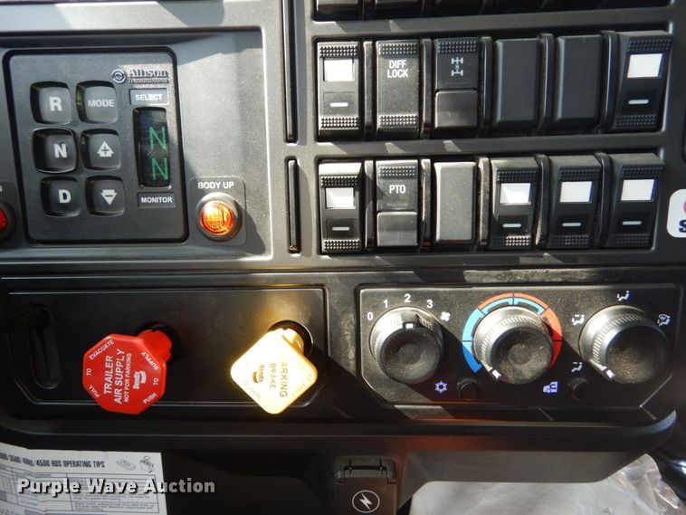 image for item DI1137 2021 Mack Granite  dump truck