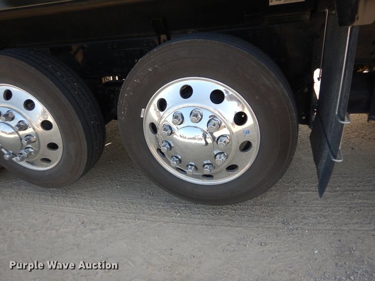 image for item DI1137 2021 Mack Granite  dump truck