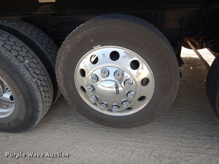 image for item DI1137 2021 Mack Granite  dump truck