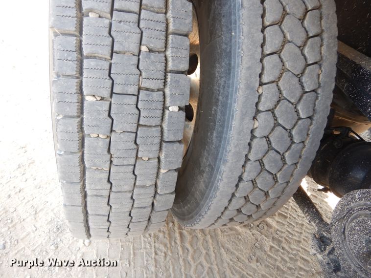 image for item DI1137 2021 Mack Granite  dump truck