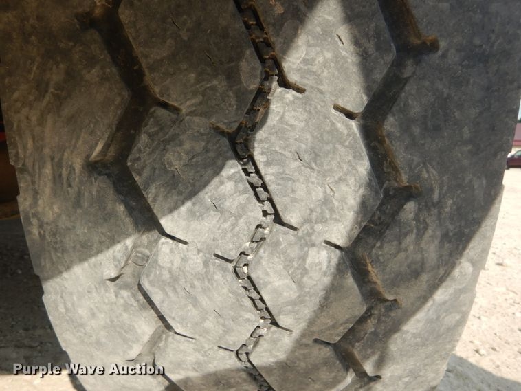 image for item DI1139 2018 Peterbilt 389  semi truck