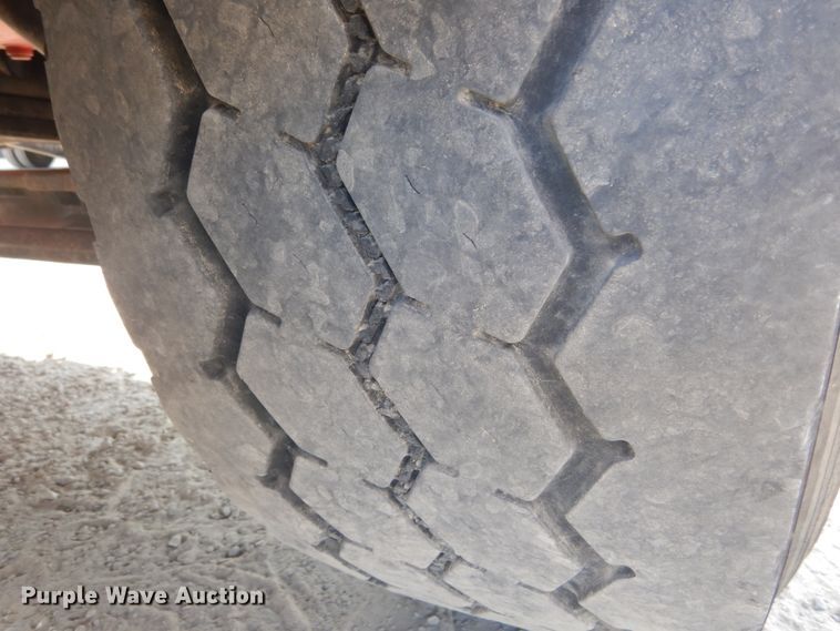 image for item DI1139 2018 Peterbilt 389  semi truck