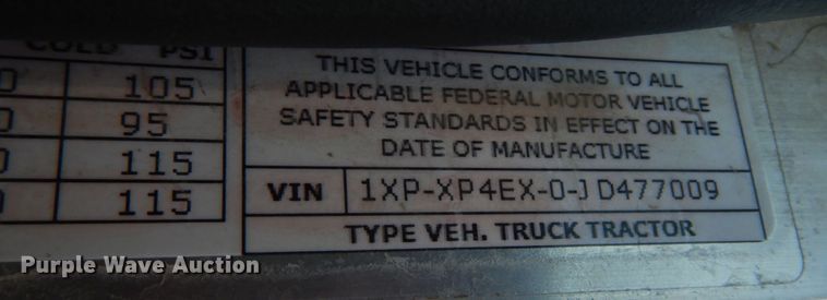 image for item DI1139 2018 Peterbilt 389  semi truck