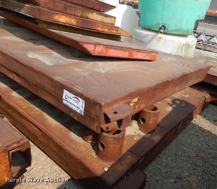 image for item DI1149 Trench box